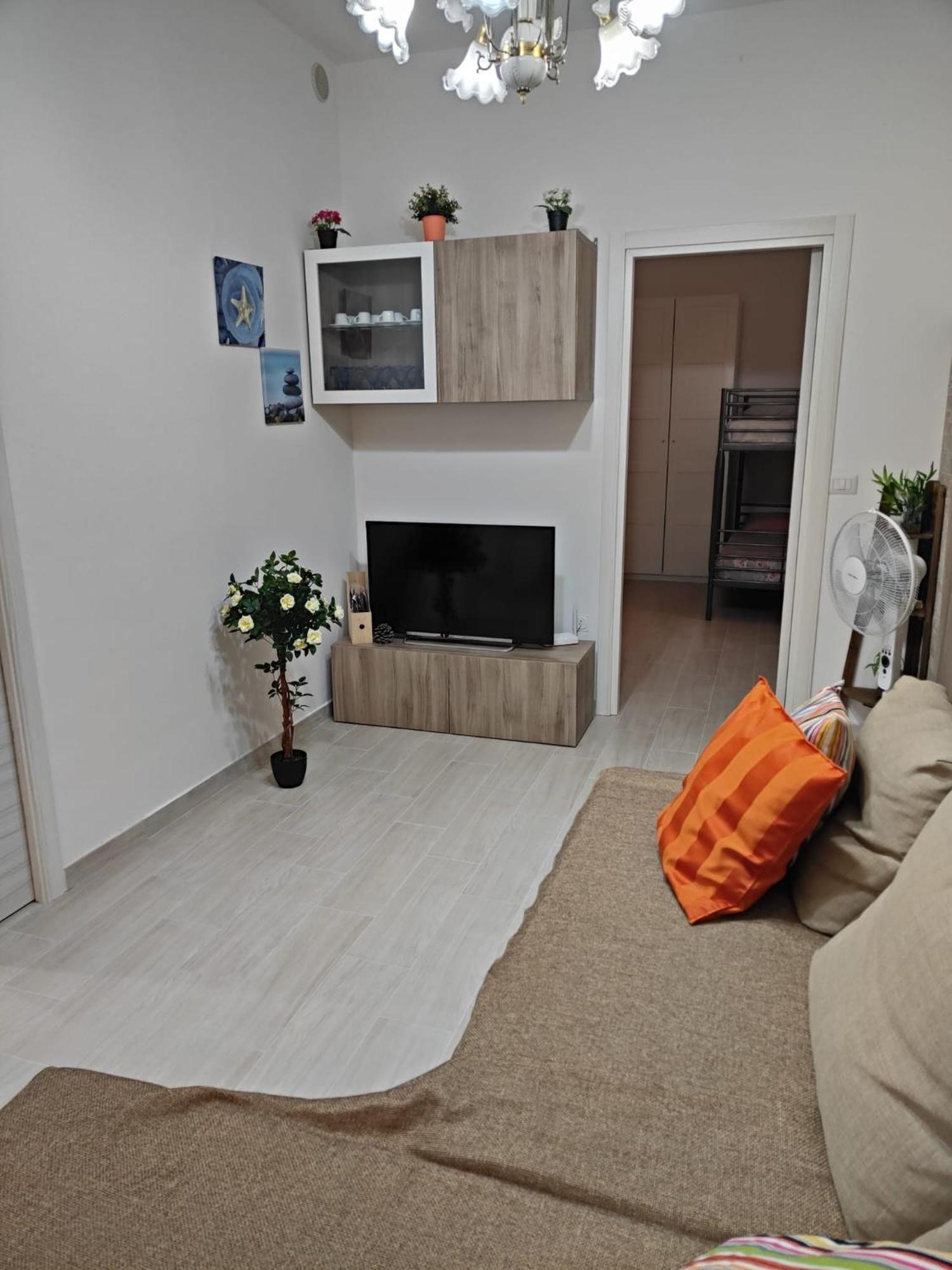 Holiday House Chiara Giardini Naxos Esterno foto